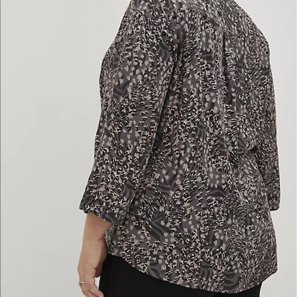 NWT Torrid Harper Pullover Top - Picture 3 of 8